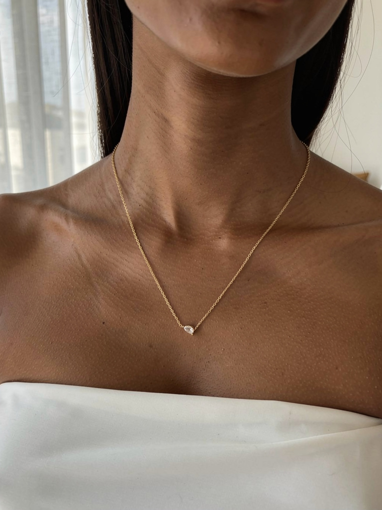 Lolita Solitare Necklace