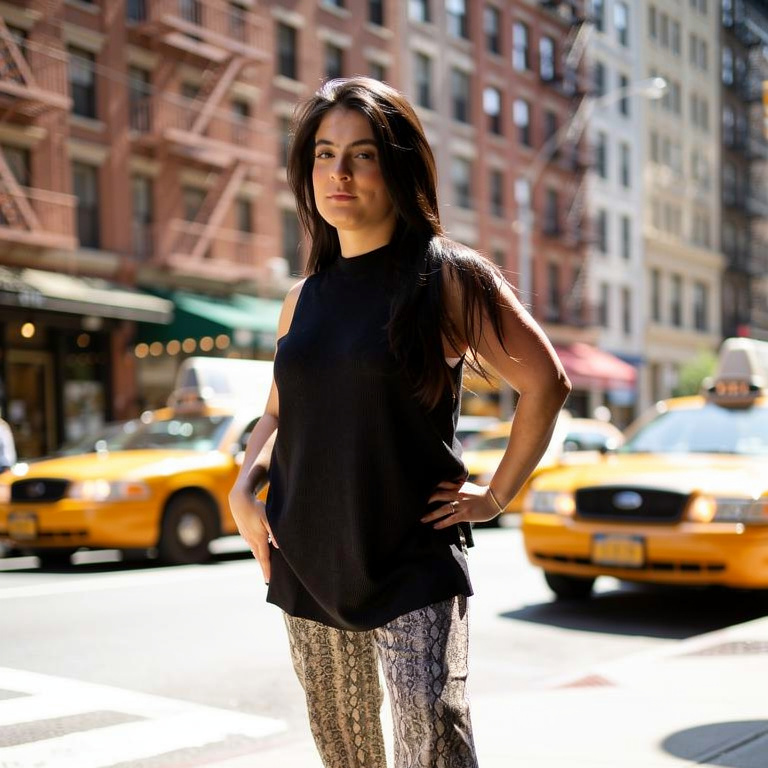 Louris Sleeveless Top