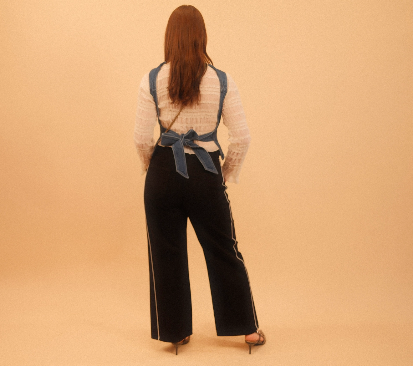 Benny Black Barrel Jean