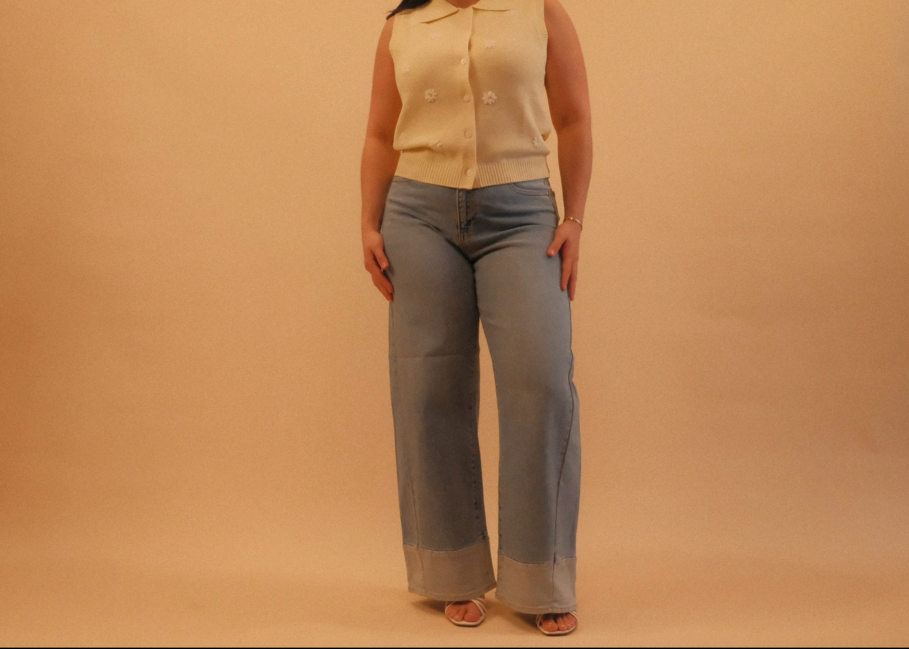 Tucker Two Toned Hem Seamed Slim Wide Jeans