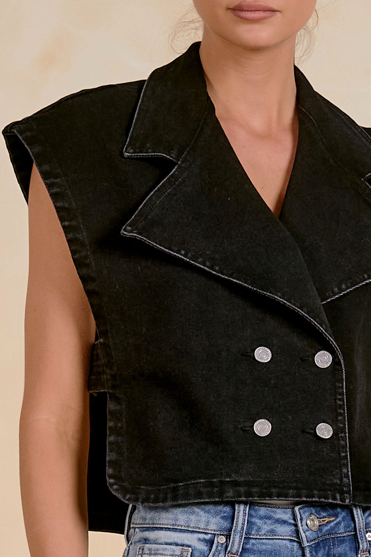 Wren Sleeveless Structured Top
