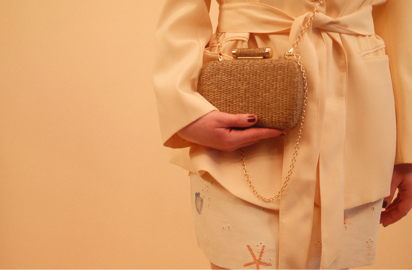 Bermuda Clutch