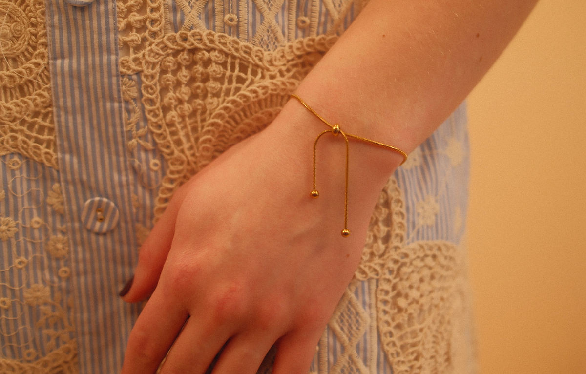 Mia Snake Chain Bracelet – THE KUSHI MARKET INC.